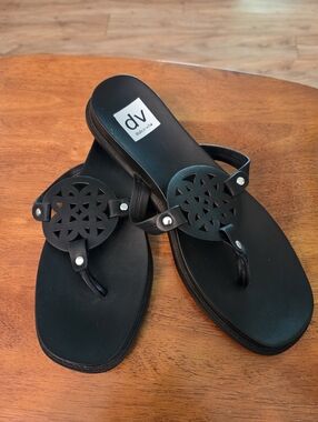 Dolce Vita Cordell Black Sandals Size 7.5